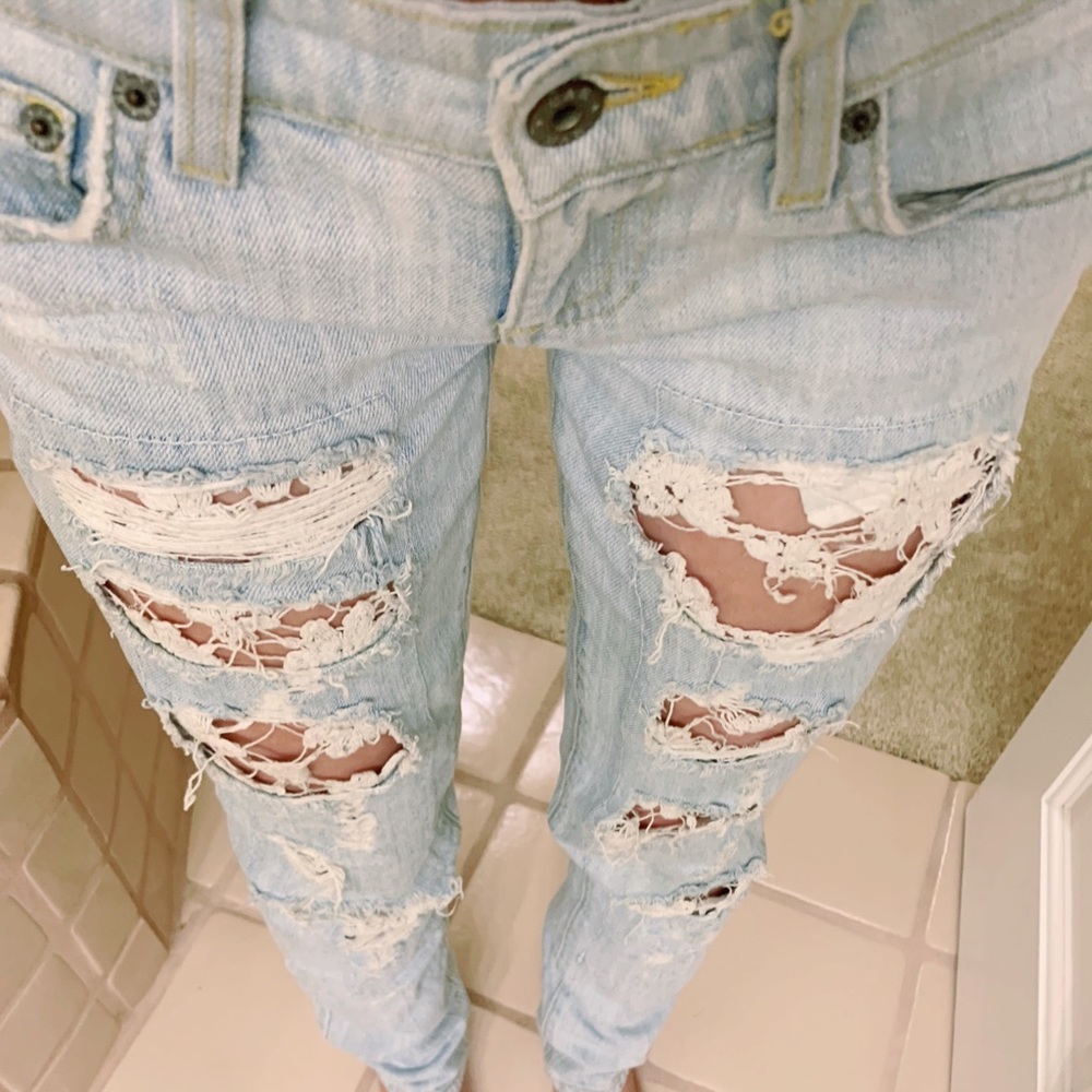 Carmar Denim: ultra-distressed boyfriend jeans